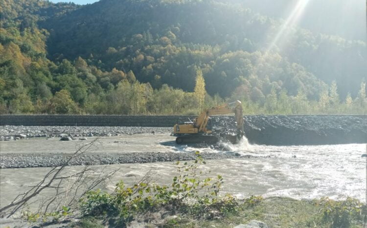  რაჭაში  მიმდინარეობს სტიქიის სალიკვიდაციო სამუშაოები, პროექტი ნელ-ნელა დასასრულს…